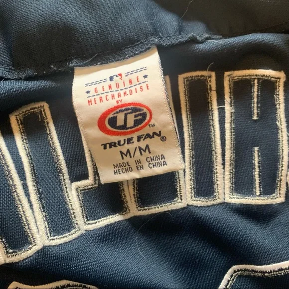 Boston Red Socks Curt Schilling jersey, medium - Picture 4 of 5